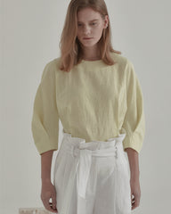 High-Waisted Wide-Leg Linen Pants With Belted Waist and Tailored Pleats