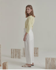 Relaxed-Fit Linen Blouse with Rounded Neckline and Cropped Sleeves