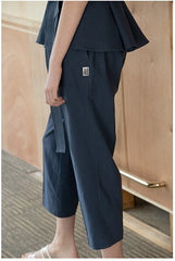 Sleeveless V-Neck Linen Blouse with Belted Waist and Peplum Detail for Elegant Summer Look