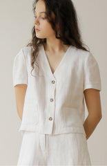 High-Waisted Relaxed Fit Linen Shorts for Women with Tailored Seams and Side Pockets