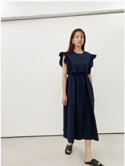 Sleeveless Ruffled Midi Linen Dress with Waist Tie and Flared Skirt for Summer Styling