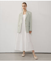 Tailored Longline Linen Blazer with Notch Lapels and Button Cuffs for Effortless Elegance