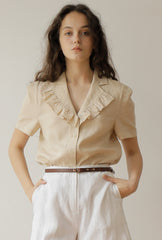 High-Waisted Relaxed Fit Linen Shorts for Women with Tailored Seams and Side Pockets