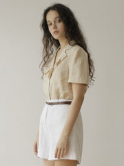 High-Waisted Relaxed Fit Linen Shorts for Women with Tailored Seams and Side Pockets