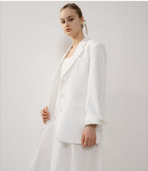 Tailored Longline Linen Blazer with Classic Notch Lapel and Button Cuffs for Women