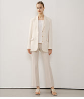 Tailored Women's Longline Linen Blazer with Button Closure and Structured Lapel Design