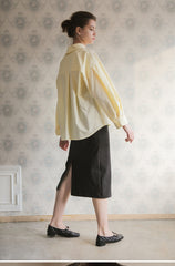 Classic Women’s Button-Up Linen Shirt with Oversized Collar and Balloon Sleeves