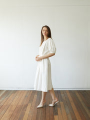 Elegant Linen Midi Dress with Puff Sleeves and Waist Tie – Breathable Summer Dress for Women