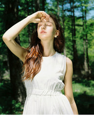 Sleeveless Gathered Waist Linen Dress with Flared Midi Skirt