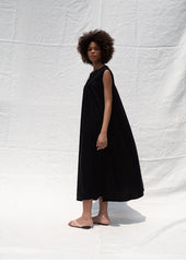 Sleeveless Linen Midi Dress with Soft Pleats and V-Neckline for Relaxed Summer Style