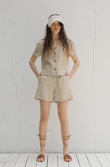 High-Waisted Tailored Linen Shorts with Relaxed Fit and Side Pockets for Summer Comfort
