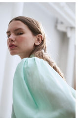 Linen Shirt with Structured Puff Sleeves and Classic Collar