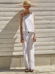 Wide-Leg High-Waisted Linen Pants with Relaxed Fit and Tailored Waistband Detail