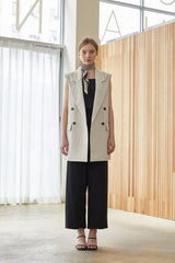 High-Waisted Wide-Leg Linen Pants for Women with Relaxed Fit and Tailored Detailing