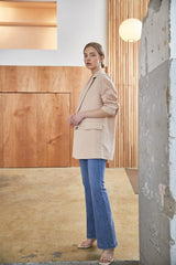 Tailored Longline Women's Linen Blazer with Notch Lapel and Flap Pockets for Work or Casual