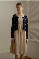 Sleeveless Women’s Linen Midi Dress with Adjustable Straps and Button-Front Detailing