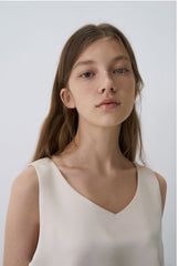 Sleeveless Linen V-Neck Top with Relaxed Drape and Clean Finish for Effortless Chic