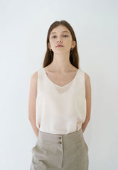 Sleeveless Linen V-Neck Top with Relaxed Drape and Clean Finish for Effortless Chic