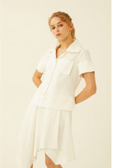 Short-Sleeve Linen Shirt With Wide Notched Collar And Button-Front Pocket Detail