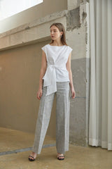 Elegant Sleeveless Linen Blouse With Front Tie And Soft Drape For Refined Summer Styling