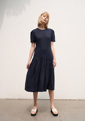 Elegant Short Sleeve Linen Midi Dress with Gathered Skirt and Scoop Back Design