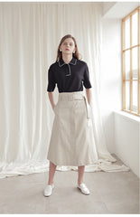 Short Sleeve Linen Blouse with Contrast Piping and Structured Collar for Modern Elegance