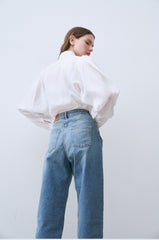 Linen Button-Down Shirt with Structured Collar and Relaxed Fit Silhouette