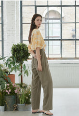 Wide-Leg High-Rise Linen Pants for Women – Relaxed Fit Summer Trousers with Pleated Detailing