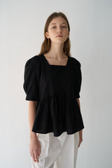 Cropped Ivory Linen Pants with Front Pleats and Wide-Leg Fit for Polished Warm-Weather Looks