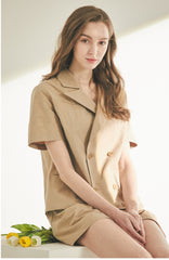 High-Waisted Pleated Linen Shorts With Tailored Waistband And Relaxed Silhouette