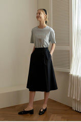 High-Waisted A-Line Linen Skirt with Button Detail and Midi Hem for Women