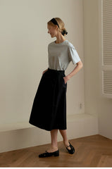High-Waisted A-Line Linen Skirt with Button Detail and Midi Hem for Women