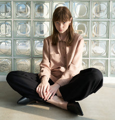 Button-Up Linen Shirt with Patch Pockets and Long Sleeves for Relaxed Tailored Styling