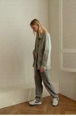 Crisp Cotton Button-Down Shirt with Waist Tie and Patch Pockets for a Tailored Feminine Fit