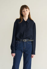 Classic Long Sleeve Button-Up Linen Shirt for Women with Patch Pockets and Tailored Fit