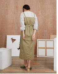 Sleeveless Midi Linen Dress with Back Slit and Seam Detailing