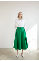 Relaxed-Fit Linen Shirt With Long Sleeves And Tailored Cuffs