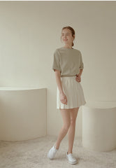 Cropped Linen Blouse with Elastic Waist and Rolled Short Sleeves for Everyday Comfort