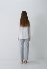 Linen Button-Up Blouse with Oversized Point Collar and Long Sleeves for Refined Styling