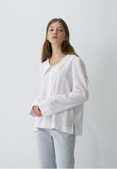 Linen Button-Up Blouse with Oversized Point Collar and Long Sleeves for Refined Styling