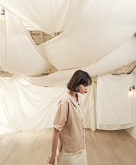 High-Waisted Button-Front Linen Midi Skirt with Contrast Piping Trim