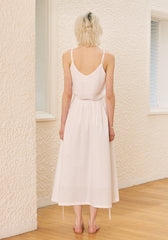 Sleeveless Linen Camisole Top With Soft V-Neck And Textured Finish