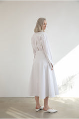 High-Waisted Flared Linen Skirt With Wide Belt And Midi Hemline