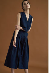 Wide-Leg Linen Pants with Tailored Pleats