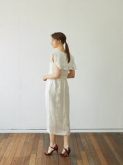 Ruffled Linen Midi Dress with Sleeveless Cut and Soft Tailored Waist for Feminine Ease