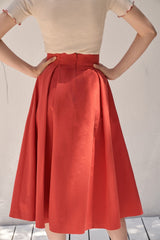 High-Waisted Linen Midi Skirt with Pleated Front and Button Detailing