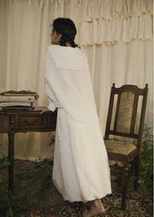 Blusa Teresa de lino y algodón con cuello puritano y manga larga