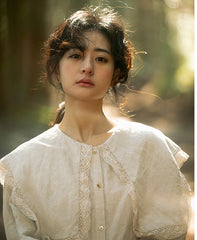 Vestido largo con mangas de obispo y cuello capa puritano de lino y algodón de Judith