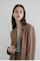 Tailored Women's Linen Blazer with Classic Notch Lapel and Double-Button Front Closure