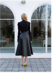 Soft Leather Midi Skirt with Sculpted Pleats and Structured Pockets